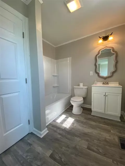 204 W D St, Erwin, NC 28339 photo 23