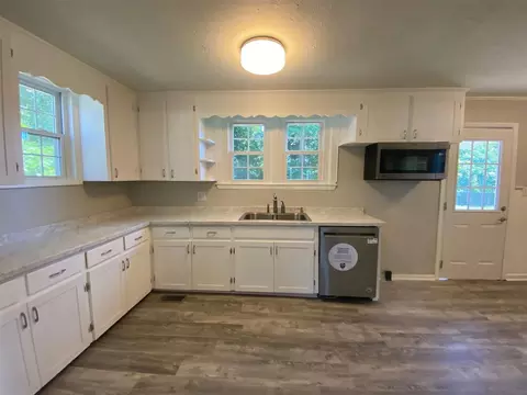 204 W D St, Erwin, NC 28339 photo 15