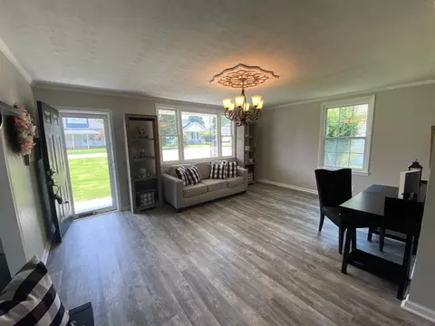 204 W D St, Erwin, NC 28339 photo 6