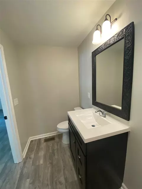 204 W D St, Erwin, NC 28339 photo 27