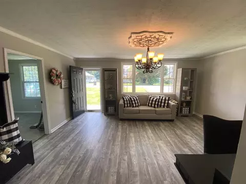 204 W D St, Erwin, NC 28339 photo 5