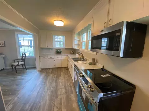 204 W D St, Erwin, NC 28339 photo 10