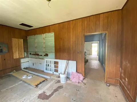 911 Fairground Rd, Dunn, NC 28334 photo 14