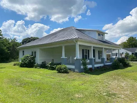911 Fairground Rd, Dunn, NC 28334 photo 3