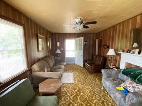 307 Edgar St, Roxboro, NC 27573 photo 2