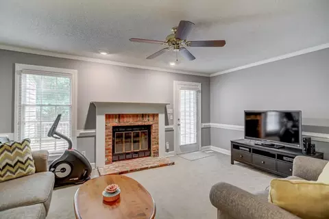 103 Hedgerow Ct, Cary, NC 27513 photo 3