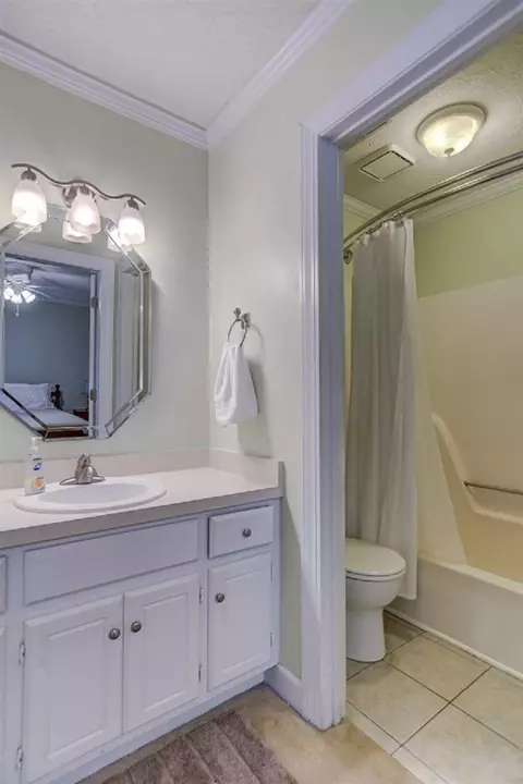 103 Hedgerow Ct, Cary, NC 27513 photo 9