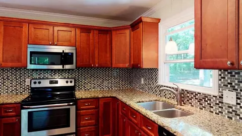 5710 Claremore Dr, Durham, NC 27712 photo 7