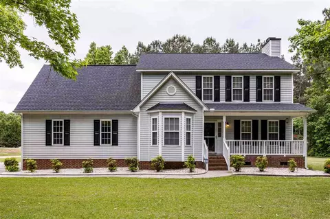 100 Heather Dr, Garner, NC 27529 photo 1