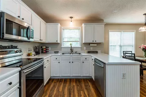100 Heather Dr, Garner, NC 27529 photo 14