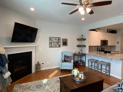 1008 Beyer Pl, Durham, NC 27703 photo 5
