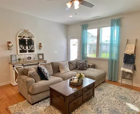 1008 Beyer Pl, Durham, NC 27703 photo 6