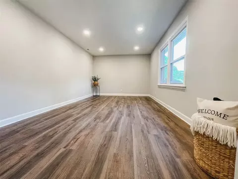 305 Roseland Ave, Durham, NC 27712 photo 10
