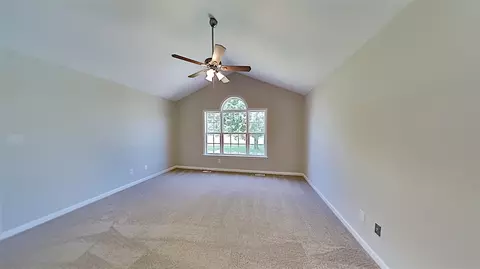 1047 Smith Rd, Smithfield, NC 27577 photo 2