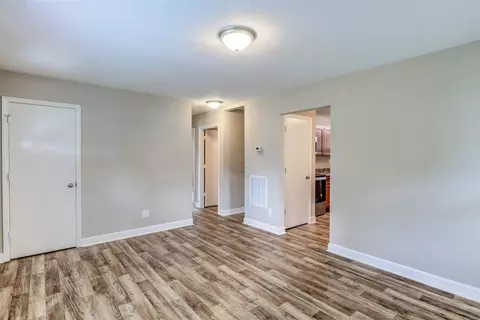 6 Kingston Mill Ct, Durham, NC 27705 photo 10