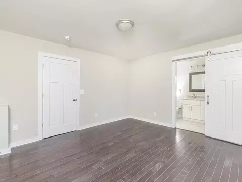 318 Wake Pl, Durham, NC 27701 photo 4