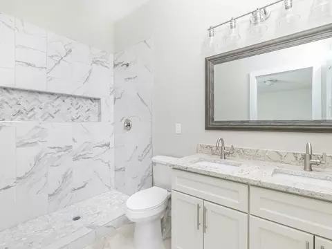 318 Wake Pl, Durham, NC 27701 photo 5