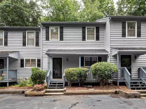 5 Willow Bridge Dr, Durham, NC 27707 photo 1