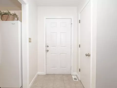 5 Willow Bridge Dr, Durham, NC 27707 photo 6