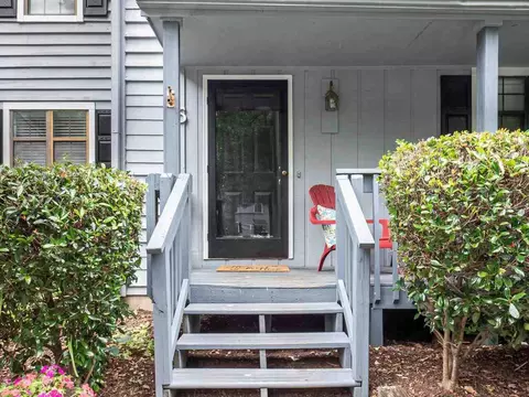 5 Willow Bridge Dr, Durham, NC 27707 photo 4