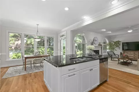 201 Chiselhurst Way, Cary, NC 27513 photo 10