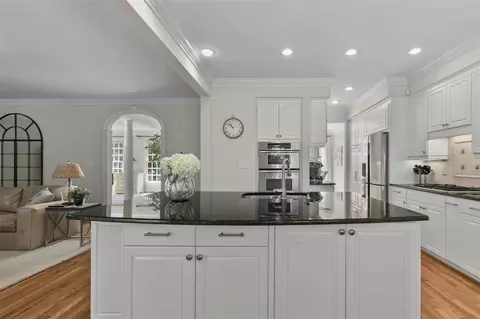 201 Chiselhurst Way, Cary, NC 27513 photo 11
