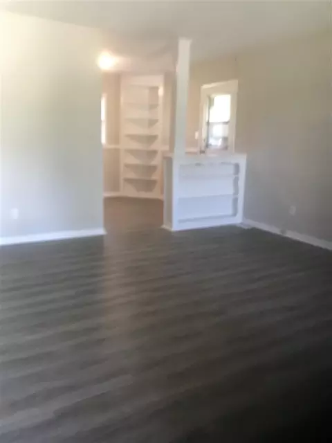 300 Saint St, Dunn, NC 28334 photo 3
