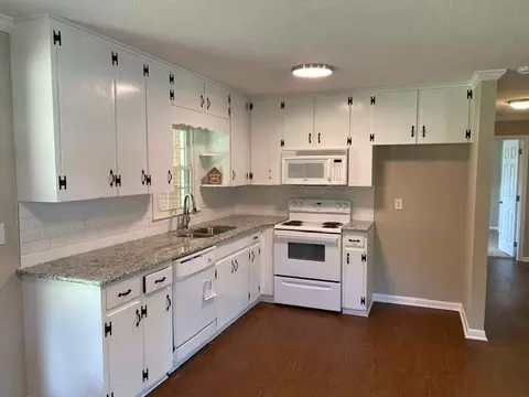 407 E Pearsall St, Dunn, NC 28334 photo 13