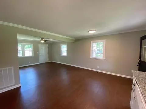 407 E Pearsall St, Dunn, NC 28334 photo 7