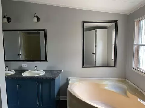6101 Squirrel Den Rd, Bailey, NC 27807 photo 5