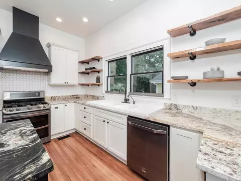 204 E Trinity Ave, Durham, NC 27701 photo 7