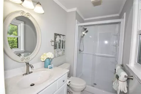 401 E Millbrook Rd, Raleigh, NC 27609 photo 16