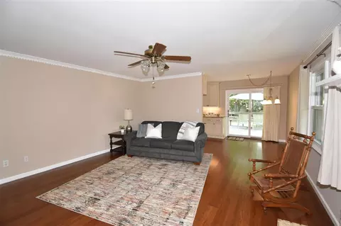 401 E Millbrook Rd, Raleigh, NC 27609 photo 6
