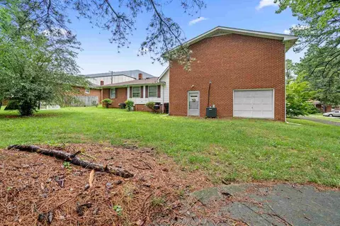 526 Cecil St, Durham, NC 27707 photo 2
