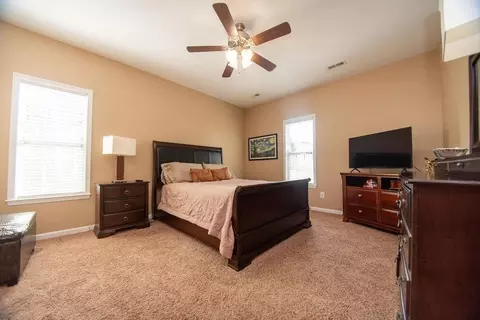 904 Willow Leaf Ct, Dunn, NC 28334 photo 16