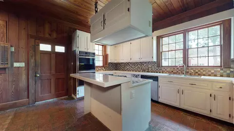 301 7th St S, Erwin, NC 28339 photo 10