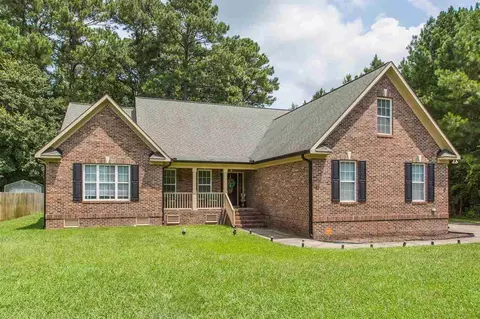 1213 Dixie Dr, Selma, NC 27576 photo 1