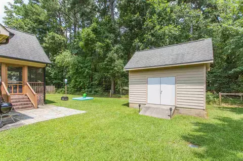 1213 Dixie Dr, Selma, NC 27576 photo 5