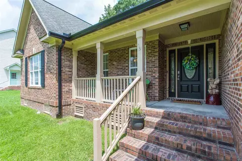 1213 Dixie Dr, Selma, NC 27576 photo 2