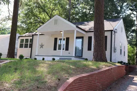 1507 Robinhood Rd, Durham, NC 27701 photo 1