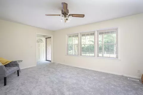 1221 Mockingbird Ln, Durham, NC 27703 photo 4