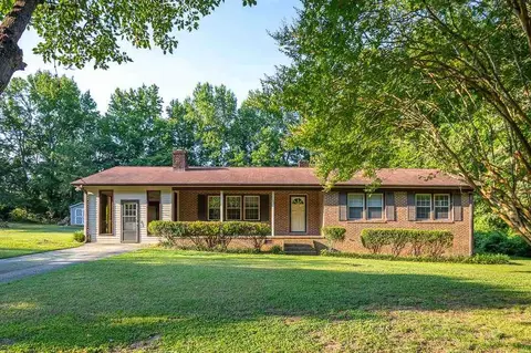 1221 Mockingbird Ln, Durham, NC 27703 photo 1