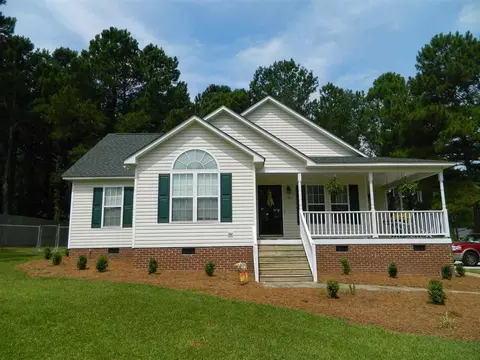 101 Phyllis Dr, Benson, NC 27504 photo 1