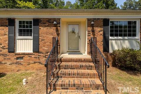 4805 Heritage Dr, Durham, NC 27712 photo 2