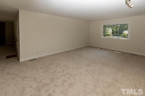 4805 Heritage Dr, Durham, NC 27712 photo 3