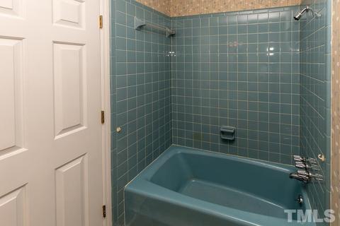 4805 Heritage Dr, Durham, NC 27712 photo 14