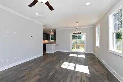 419 Como Dr, Raleigh, NC 27610 photo 5