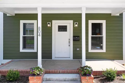 804 Juniper St, Durham, NC 27701 photo 2