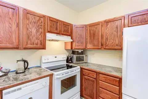 1 Moorefield Ct, Durham, NC 27705 photo 11
