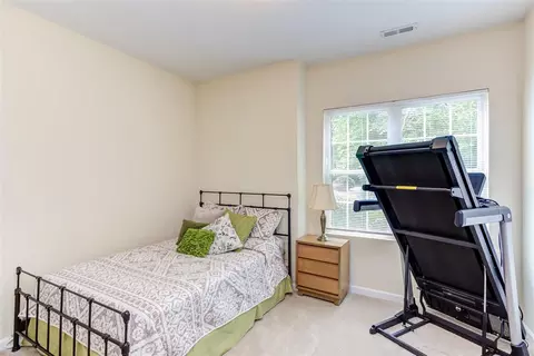 1 Moorefield Ct, Durham, NC 27705 photo 14